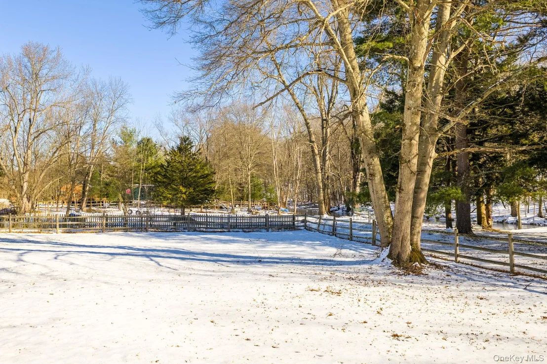 Photo of 100 Maybrook Road