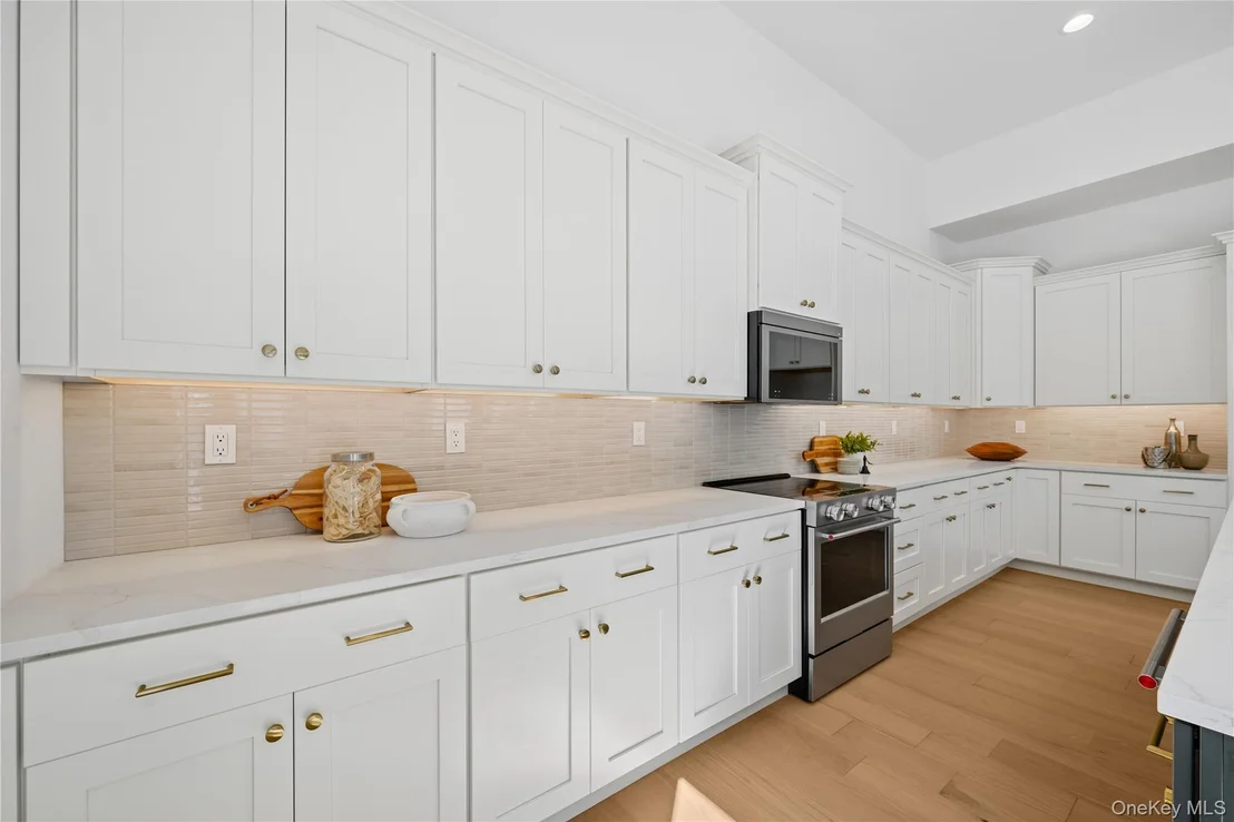 Photo of Unit 95 at 2055 Summit Loop