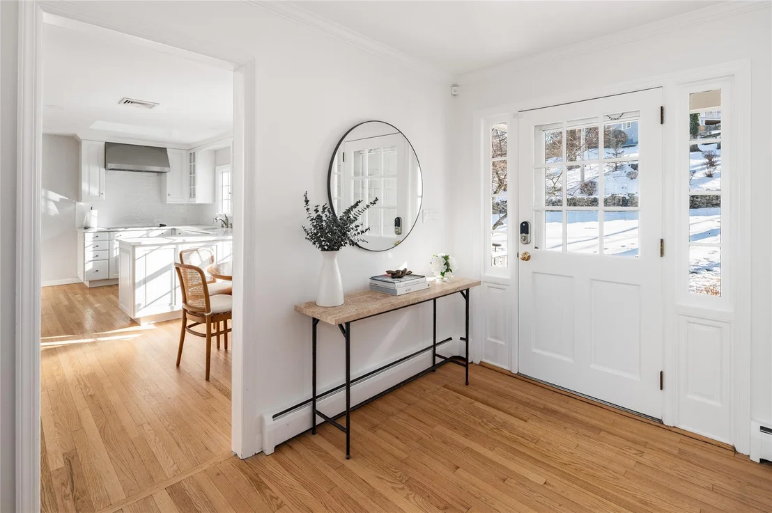 Photo of 2 Cedar Lane