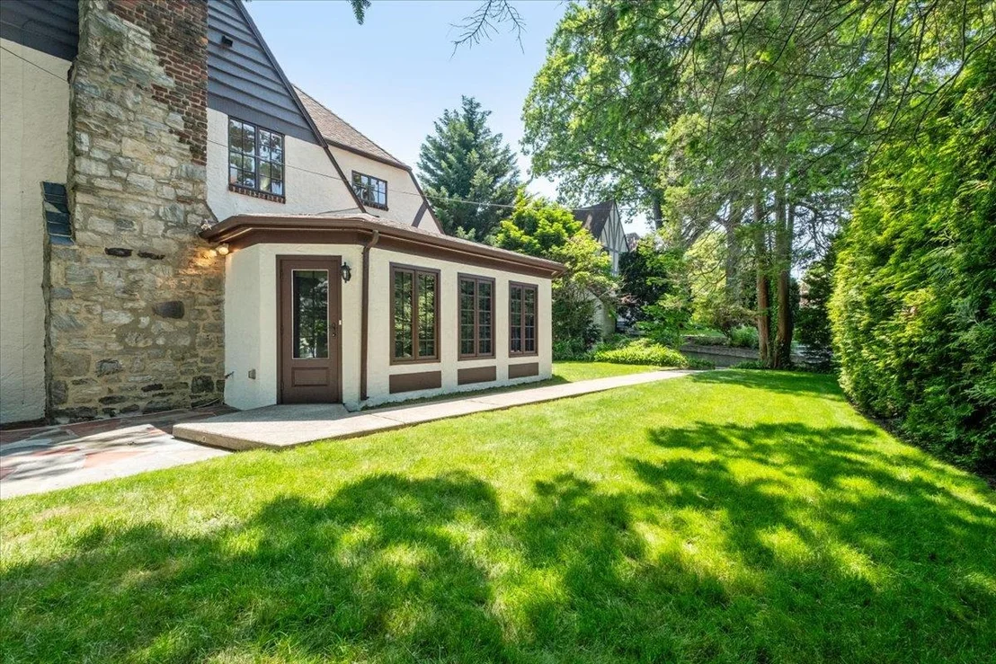 Photo of 60 Echo Lane