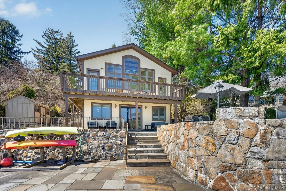 Photo of 3 Lakeside Road