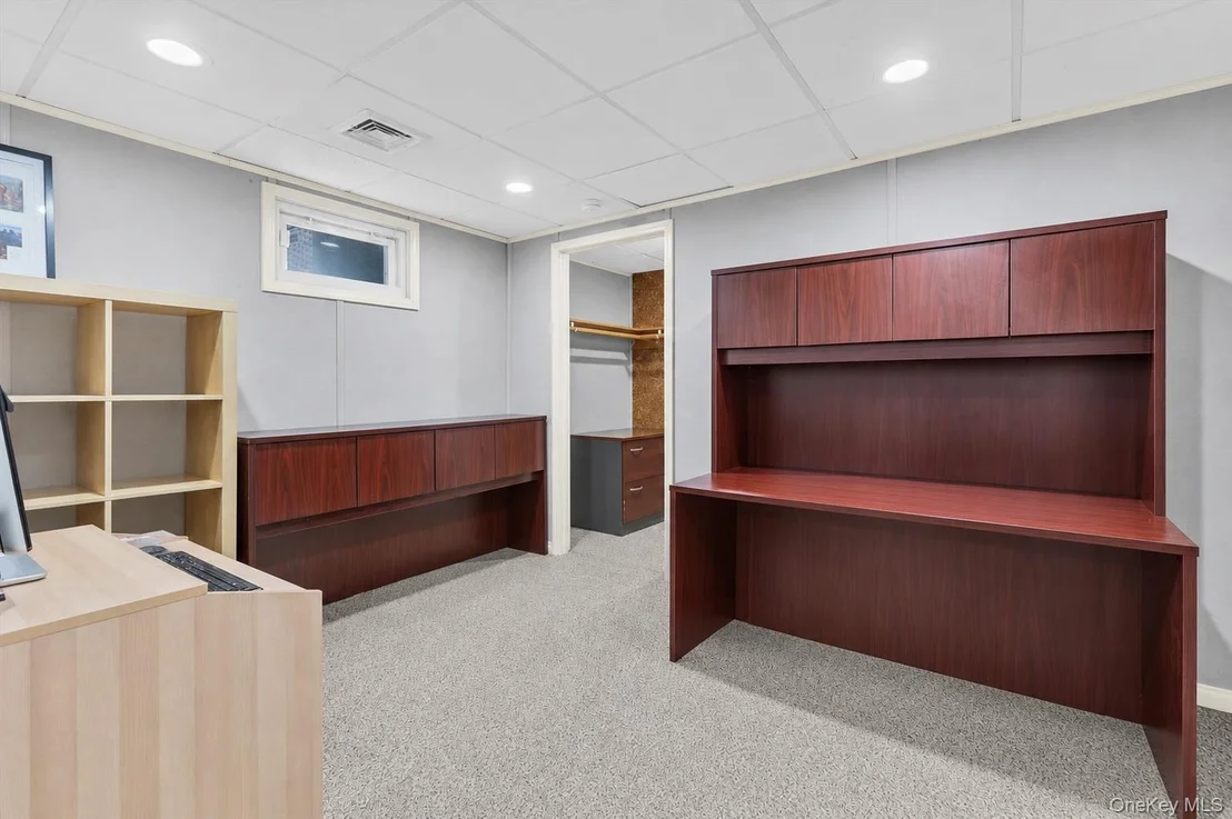Photo of 25 Pashen Place