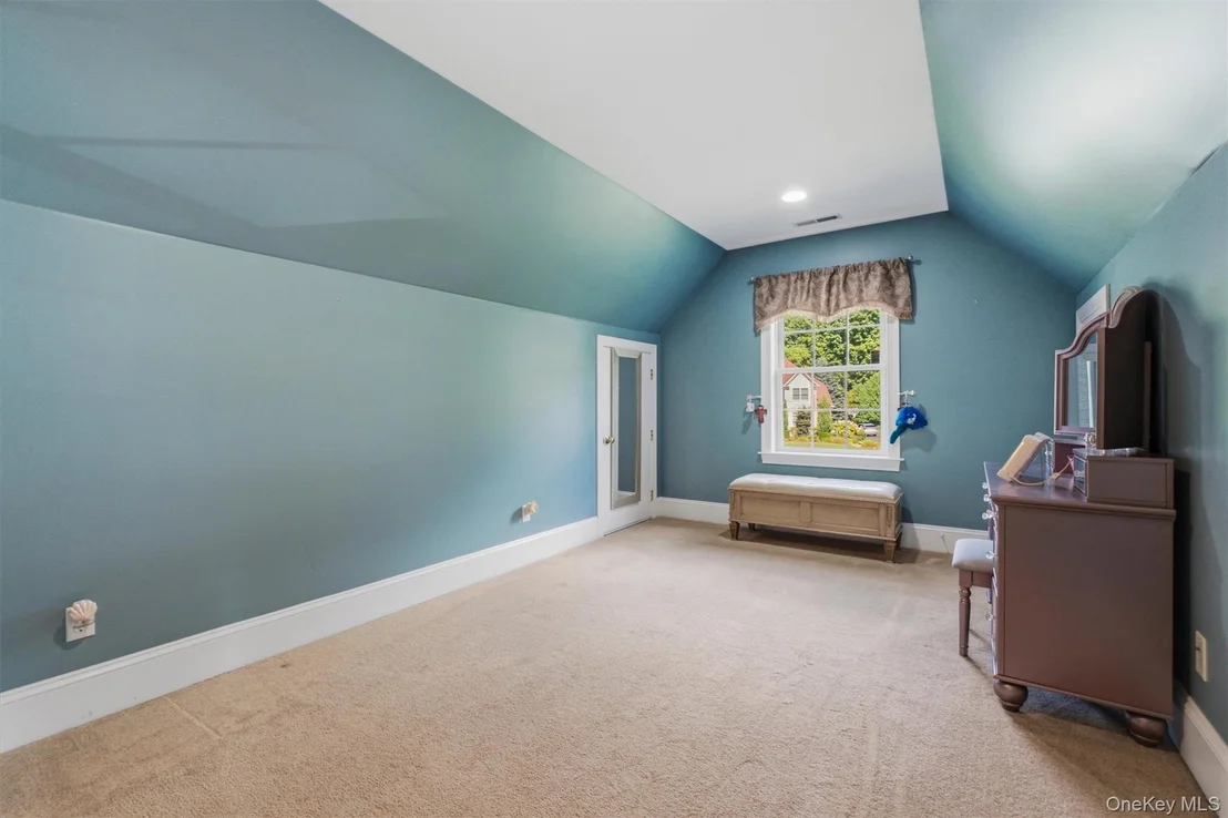 Photo of 17 Arbor Court