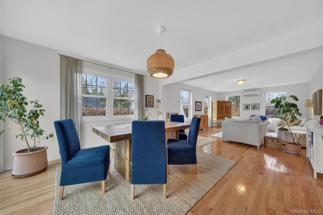 Photo of 114 Chestnut Drive