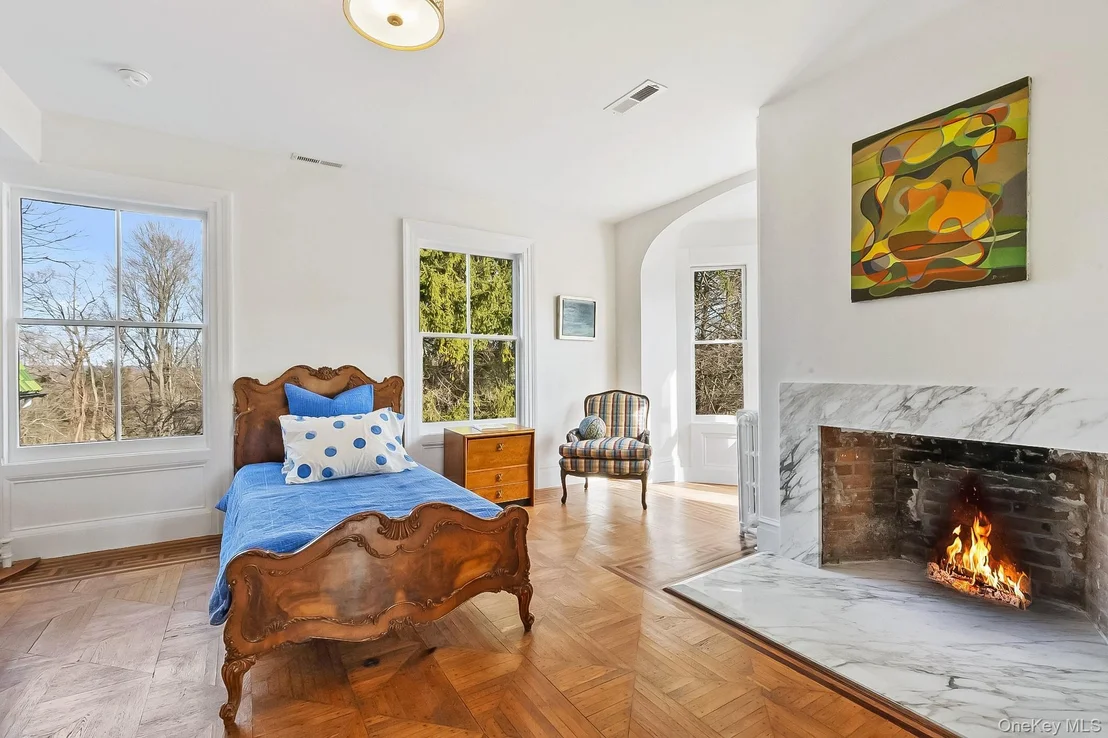 Photo of 162 Cherry Street