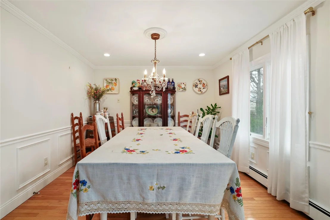 Photo of 231 Doris Avenue