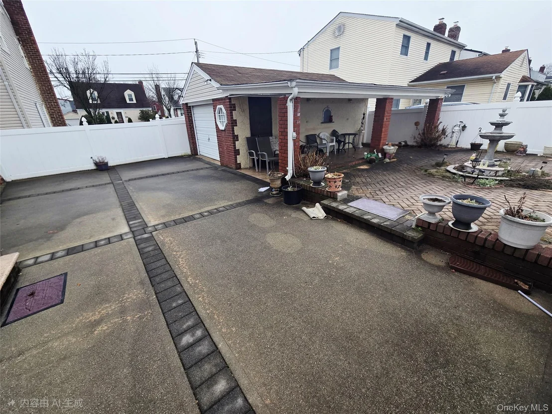 Photo of 157 Barwick Boulevard