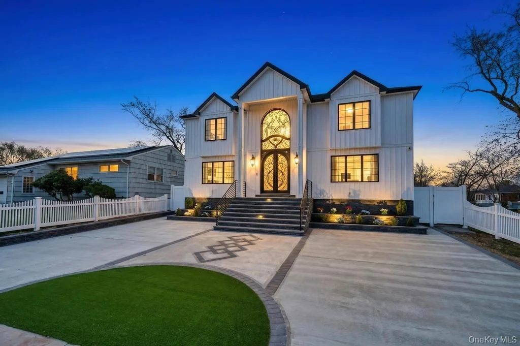 Photo of 15 Forest Road