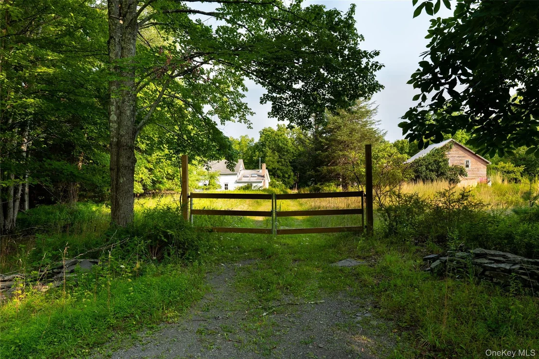 Photo of 55 Hill Road