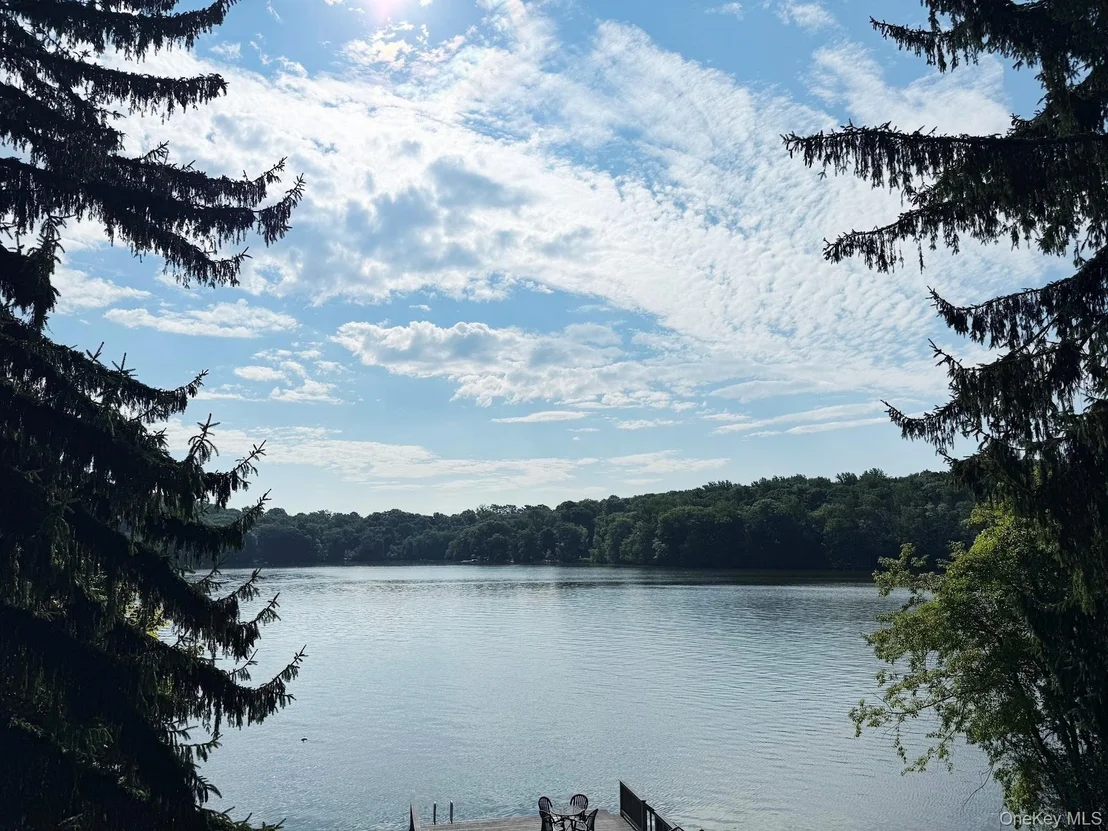 Photo of 11 Lakeside Road