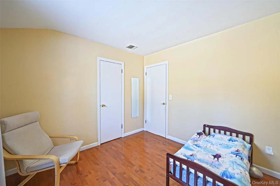 Photo of 97 Echo Avenue