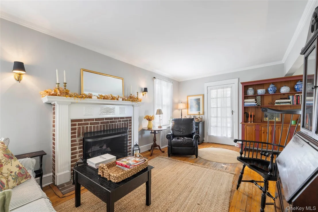 Photo of 83 Sunnyside Drive