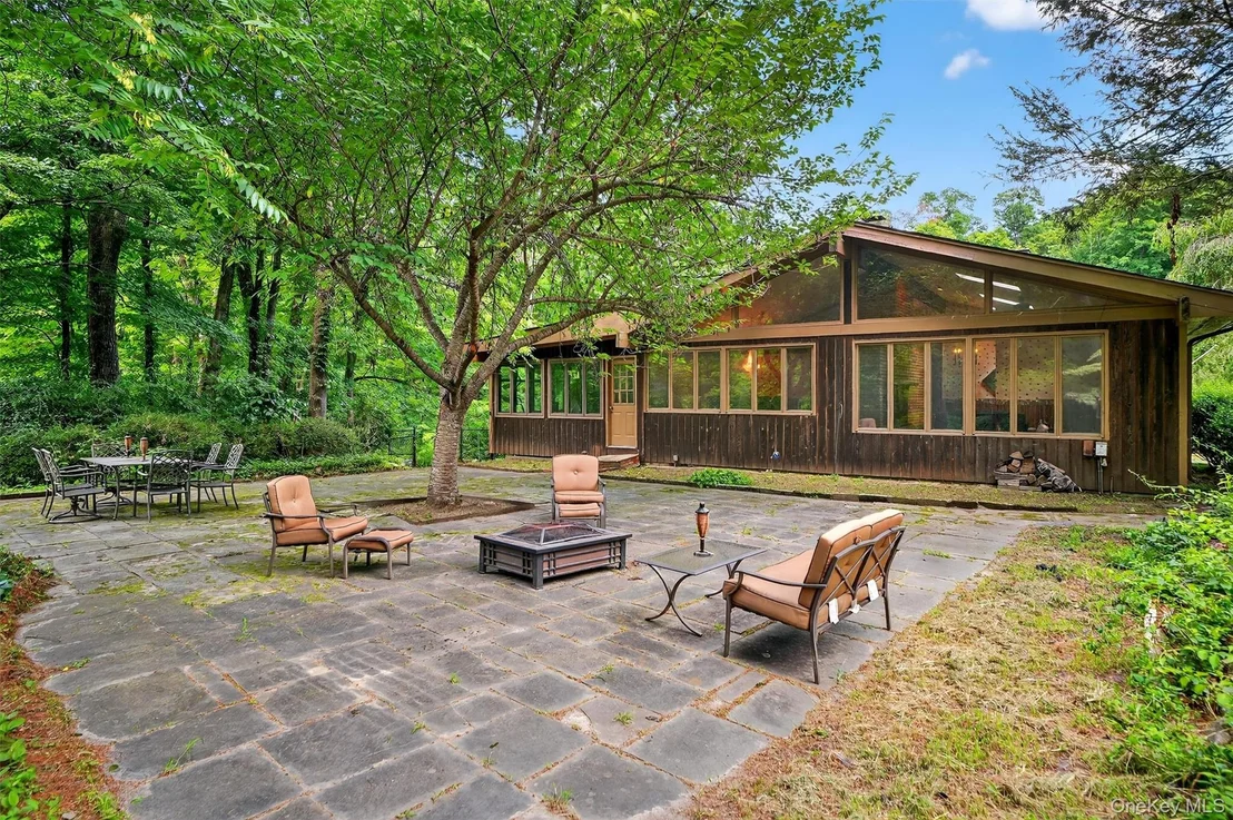 Photo of 4 Cedar Hill Road