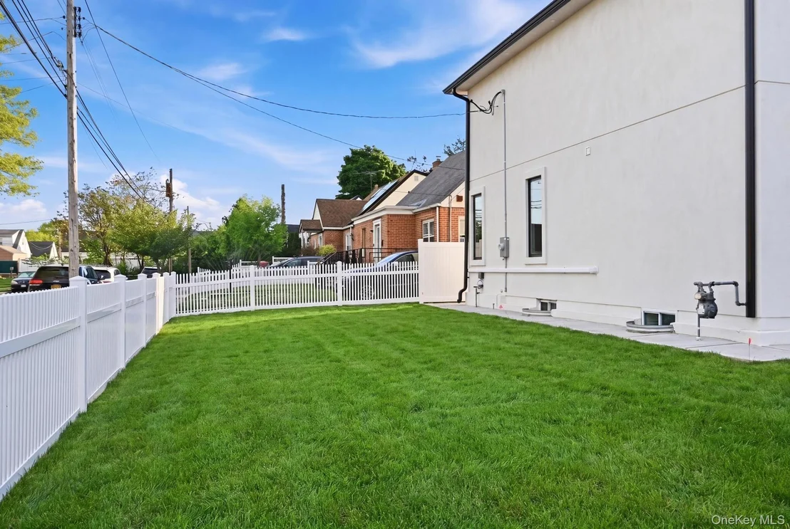 Photo of 51 Sobro Avenue