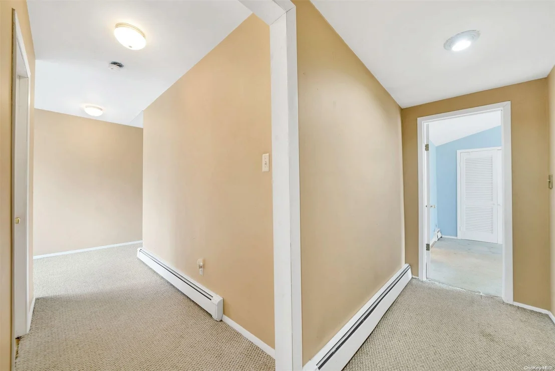 Photo of 32 Deer Path Road