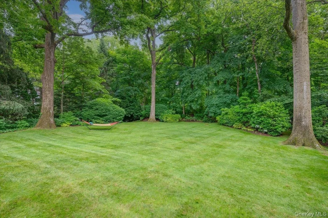 Photo of 2 Sackett Circle