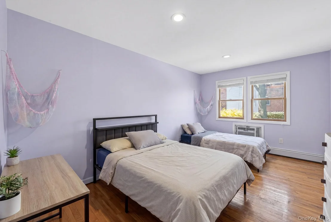 Photo of Unit 32A at 2453 Union  Blvd