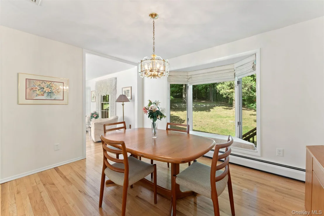 Photo of 12 Lyons Road