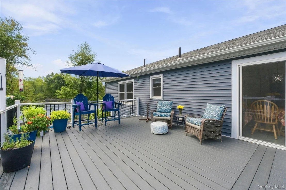 Photo of 77 Robin Drive