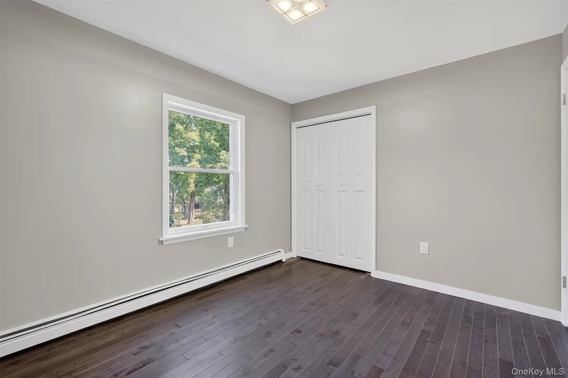 Photo of 619 Creekside Road