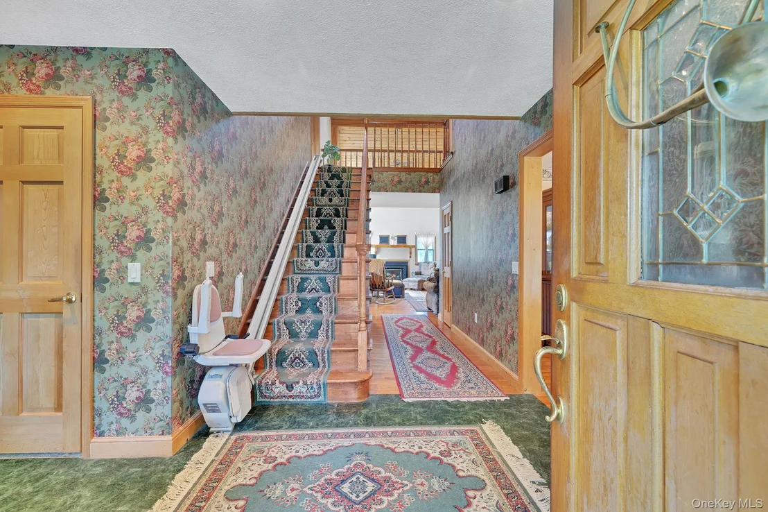 Photo of 19 Eagle Heights Place