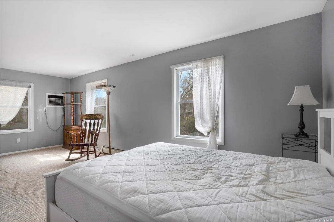 Photo of 110 Riviera Drive