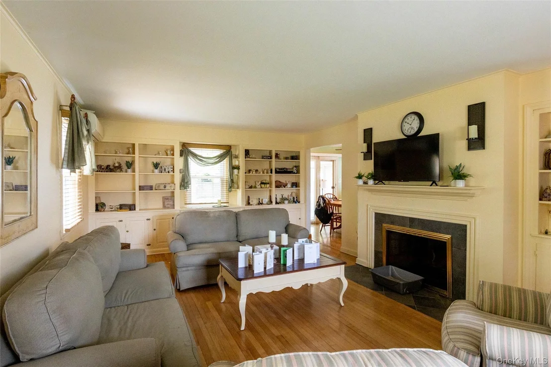 Photo of 90 Sunset Road