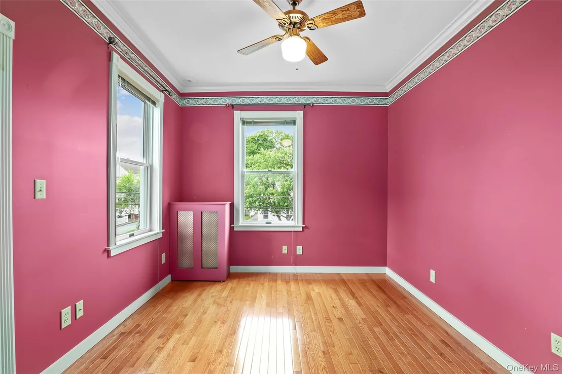Photo of 6 Agate Avenue