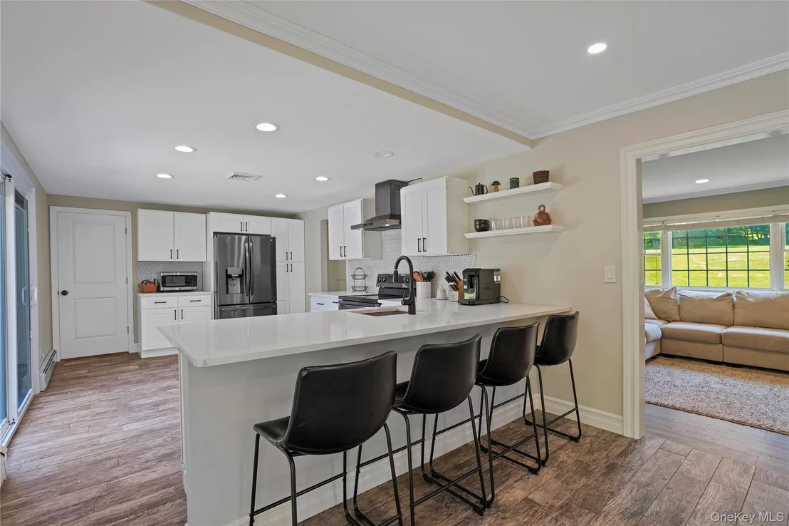 Photo of 11 Kenneth Drive