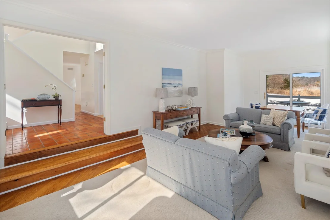 Photo of 2 Hunter Drive