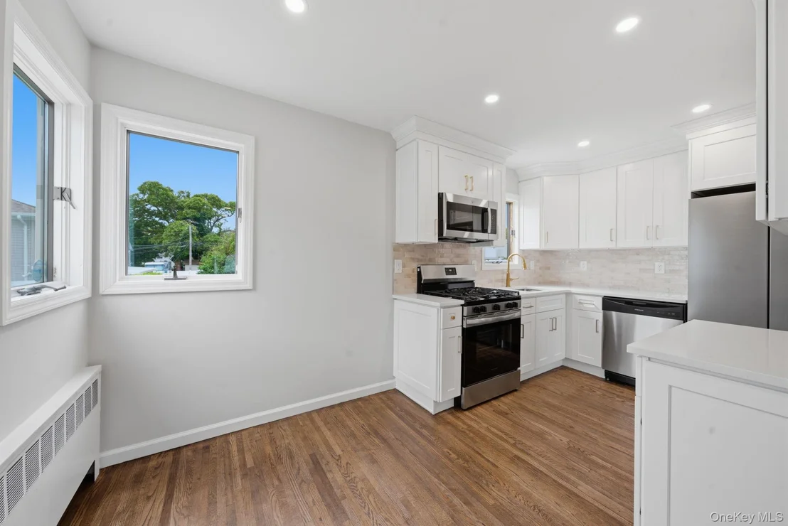 Photo of 986 Cayuga Road