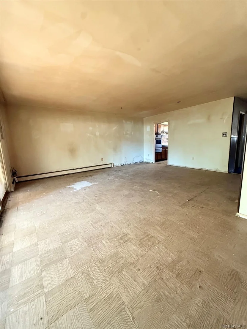 Photo of 160 Halgren Crescent