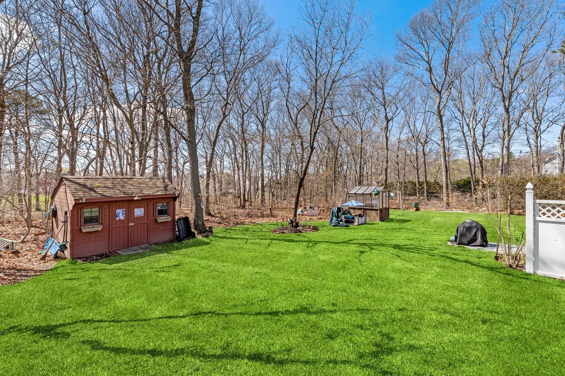 Photo of 799 Mill Road