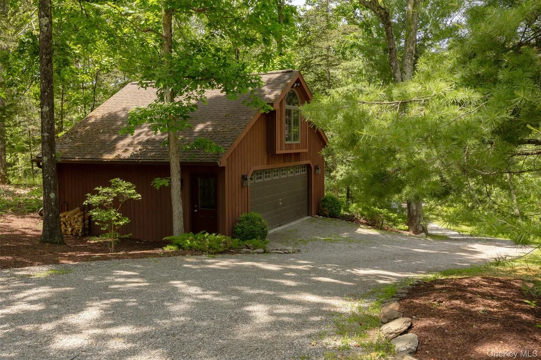 Photo of 44 Eleanor Drive