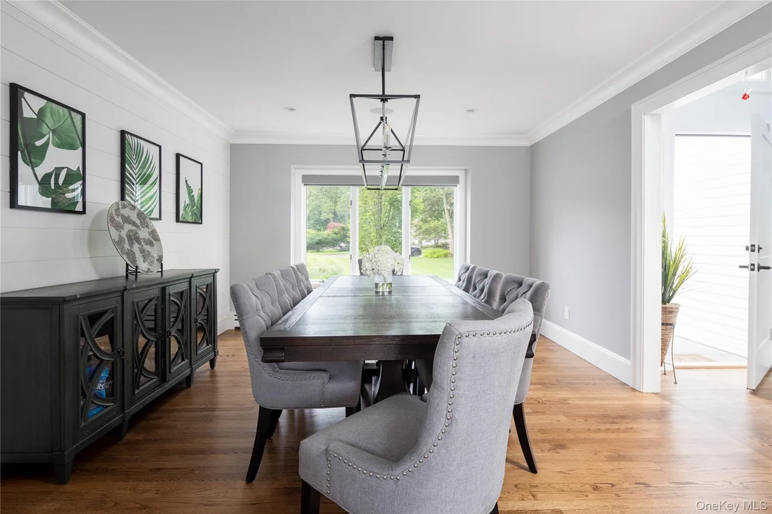 Photo of 37 Soundview Drive