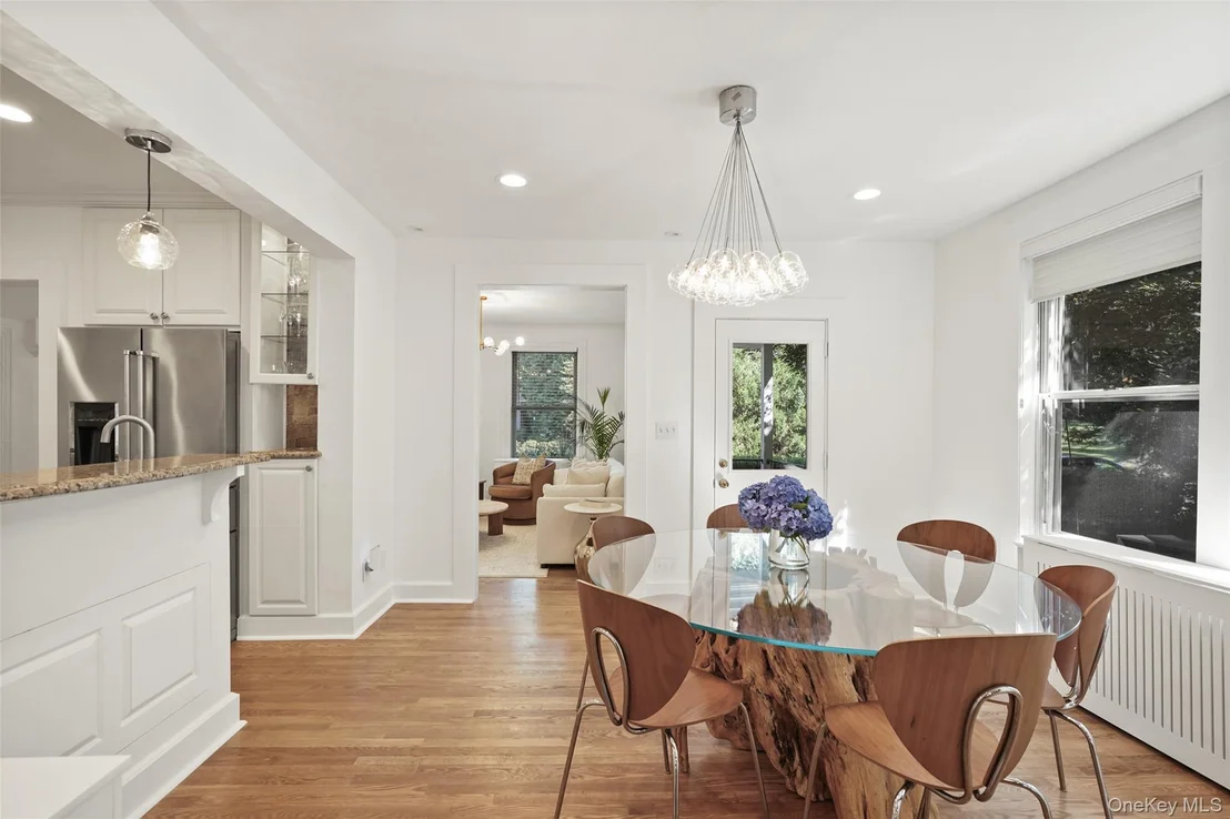 Photo of 26 Davis Avenue