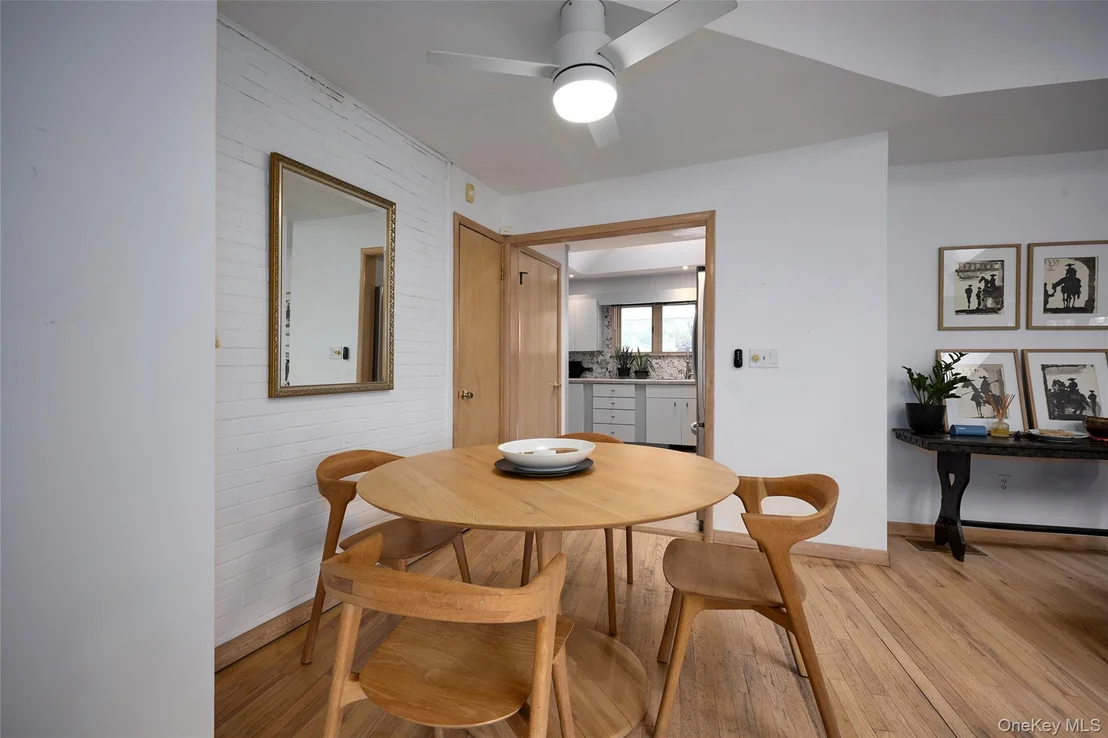 Photo of 90 Cedar Avenue