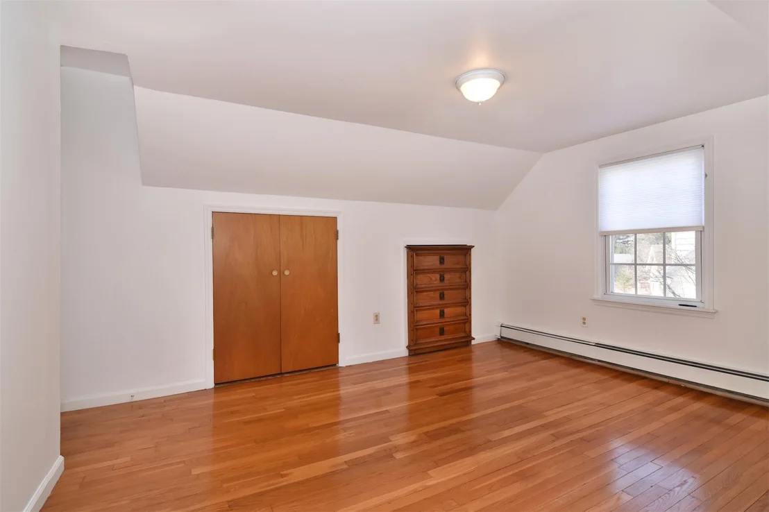 Photo of 24 Lochland Road