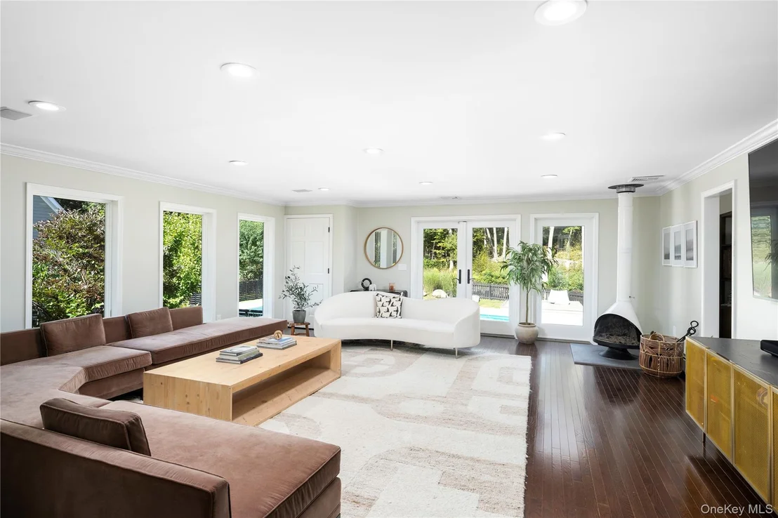 Photo of 34 Hudson Ridge