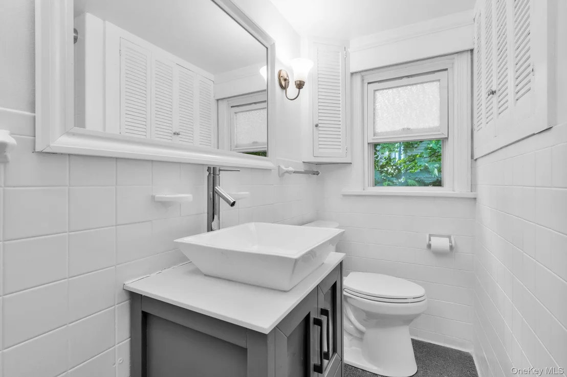 Photo of 24 Howard Avenue