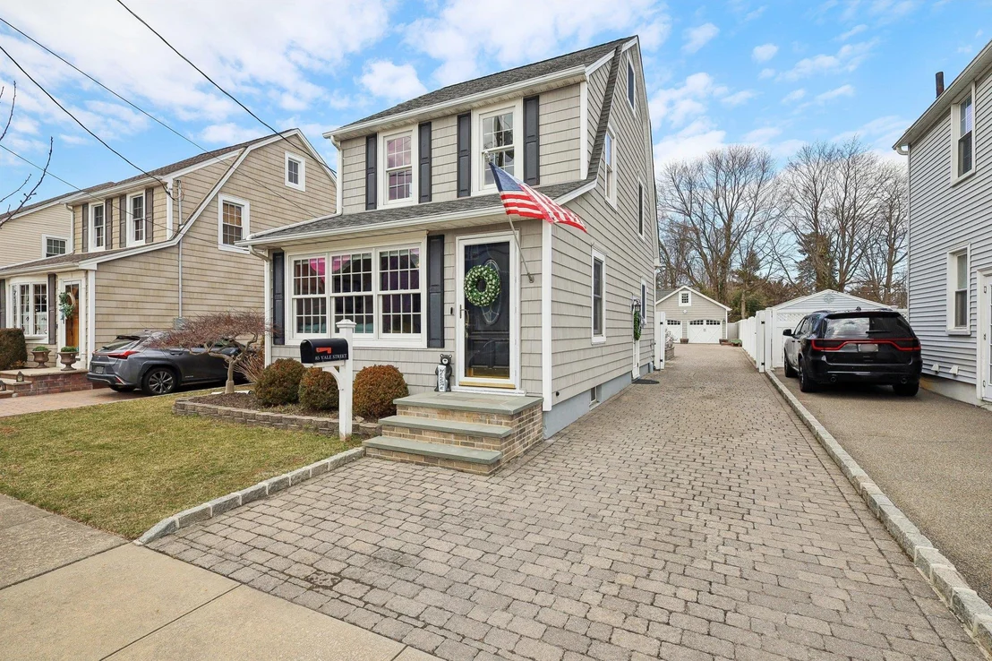 Photo of 85 Yale Street