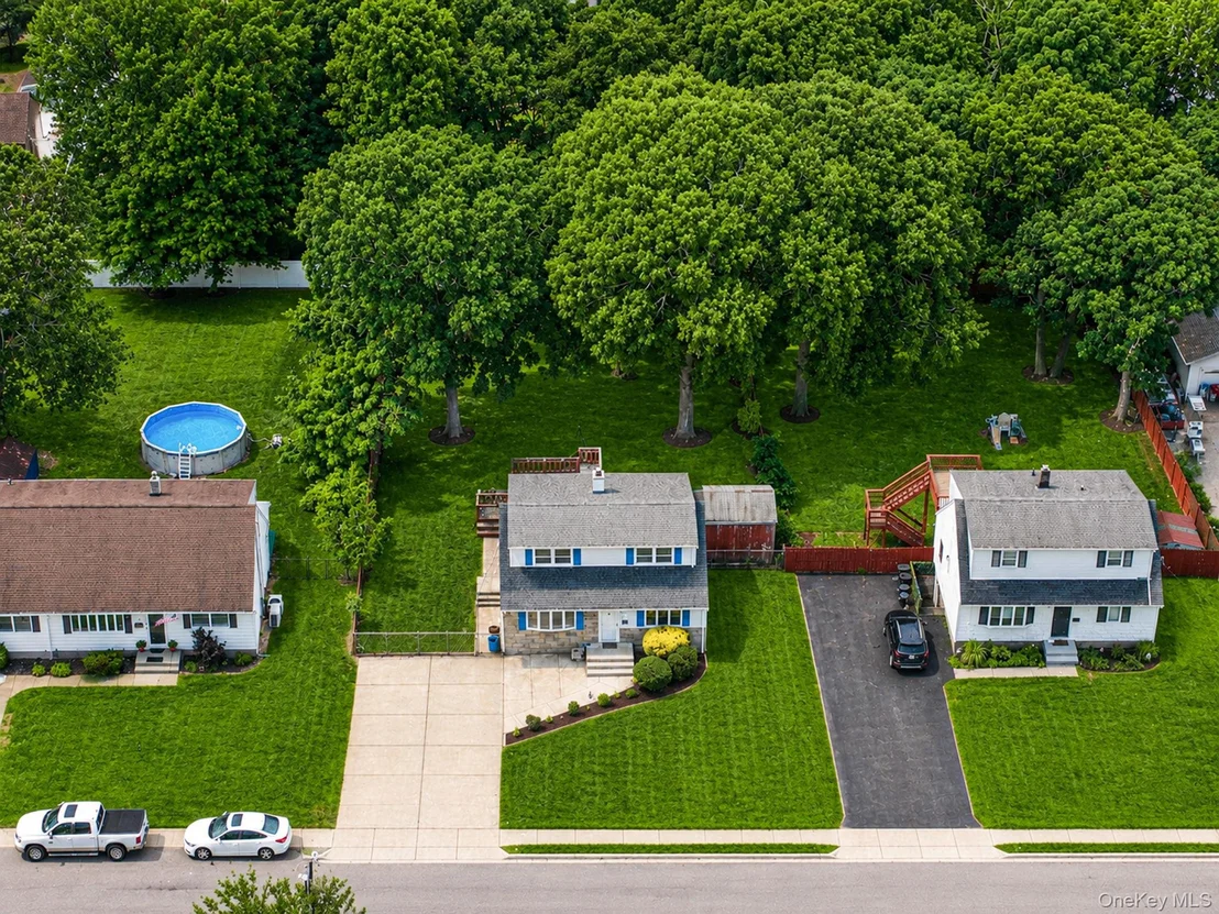 Photo of 146 Dawn Drive