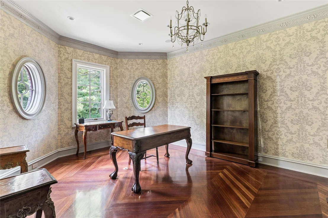 Photo of 102 Horseshoe Road