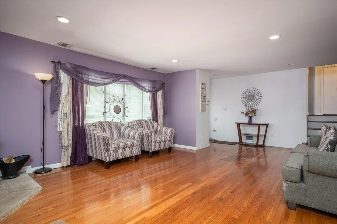 Photo of 3421 Oceanside Road