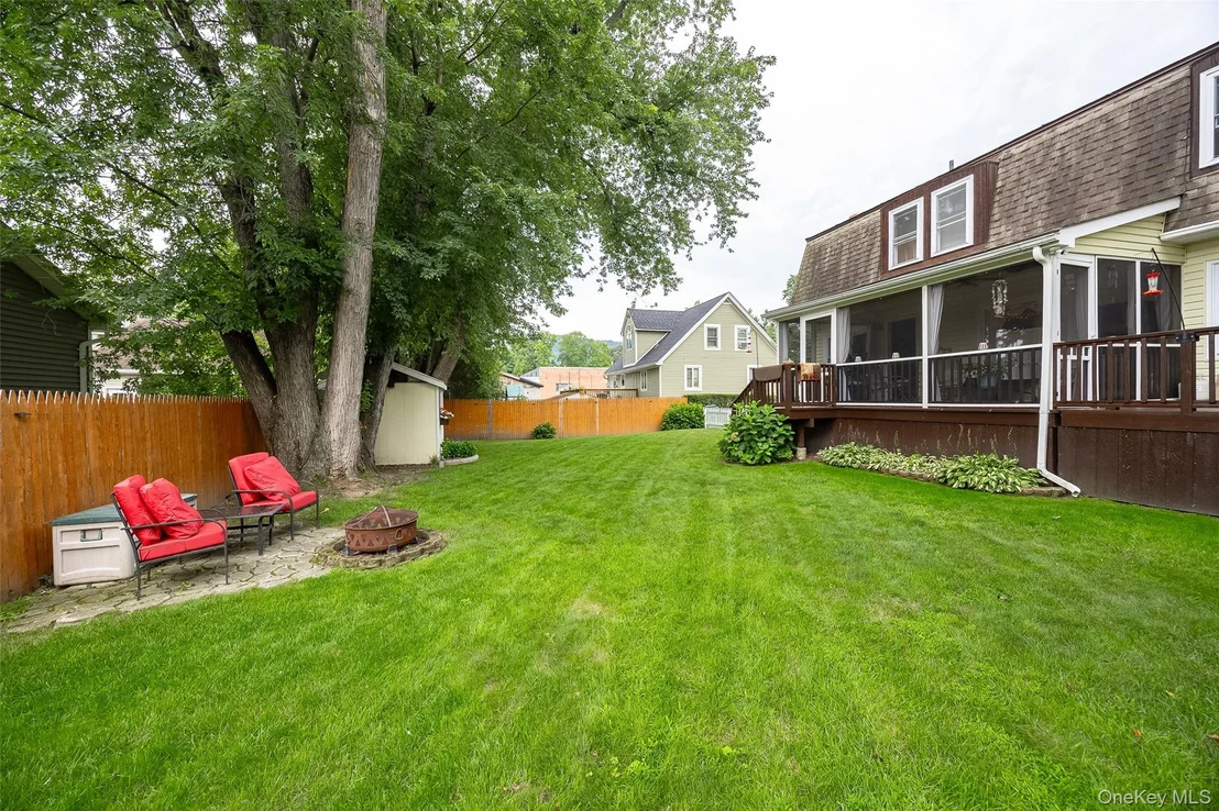 Photo of 91 Maple Street