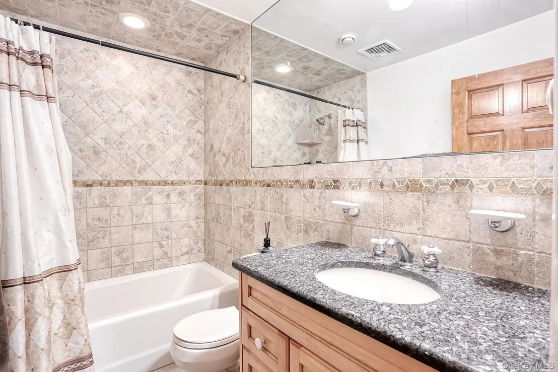 Photo of 115 Greenbush Road