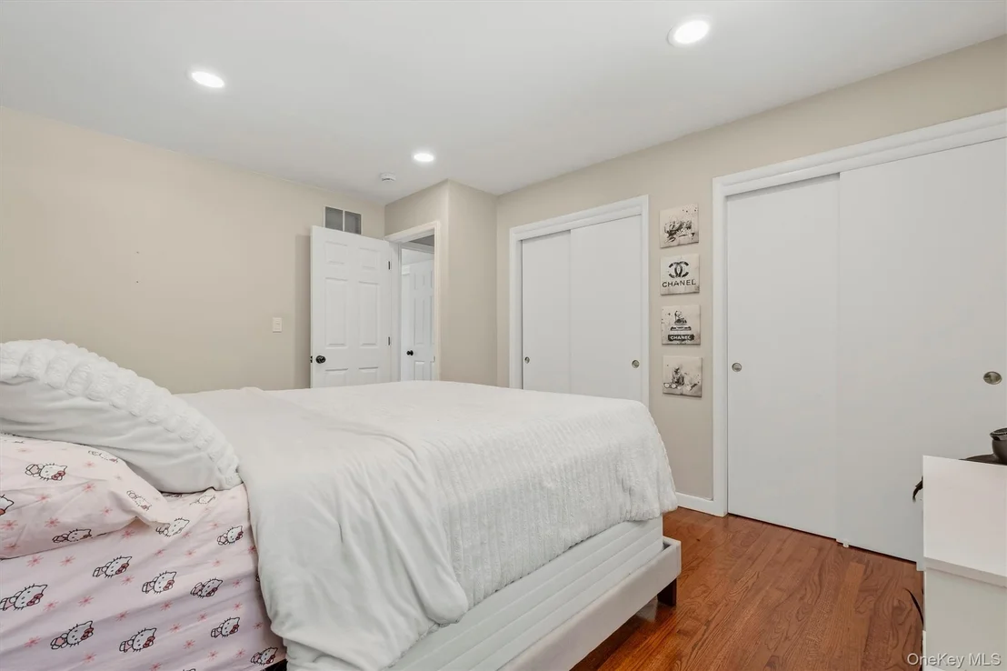 Photo of 13 Slate Hill Drive