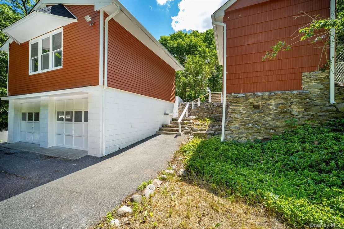Photo of 219 Benedict Road