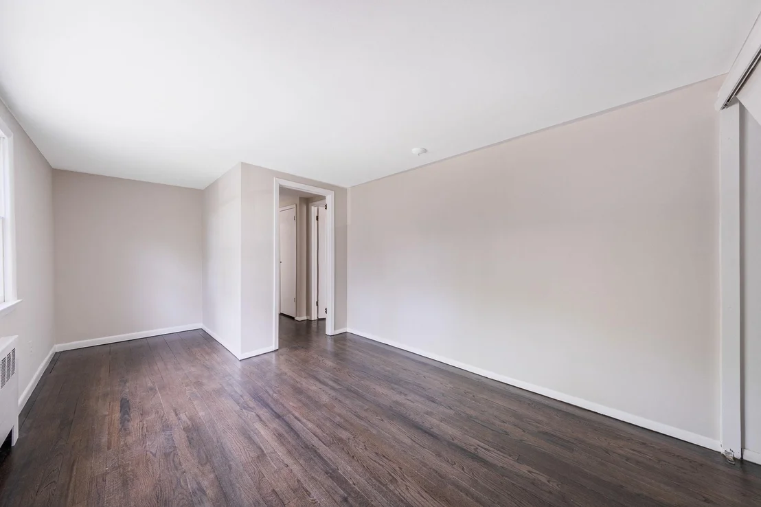 Photo of 10 Clearbrook Drive