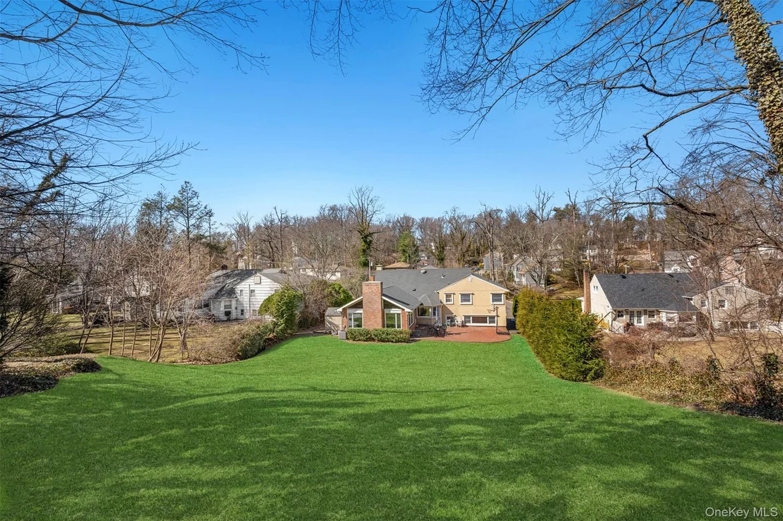 Photo of 22 Ravine Road